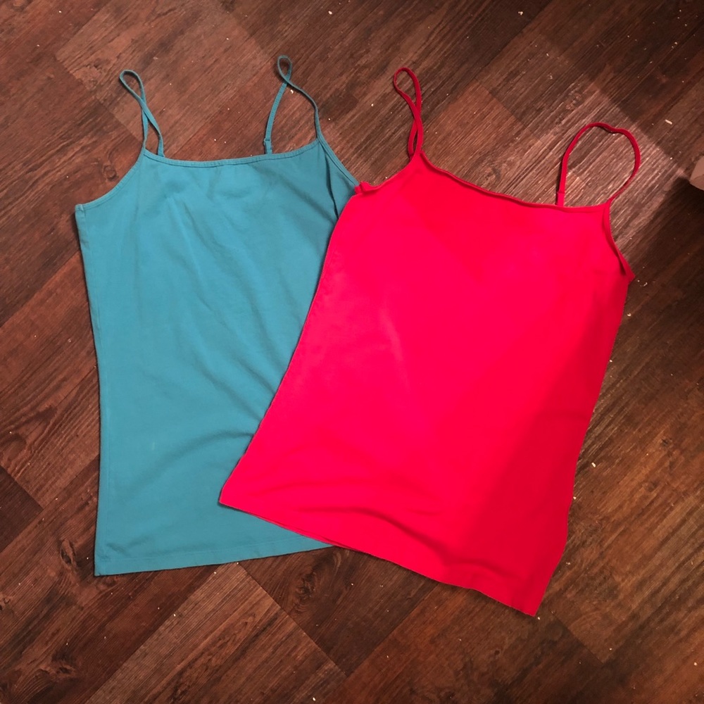 2 Halogen tank camisoles